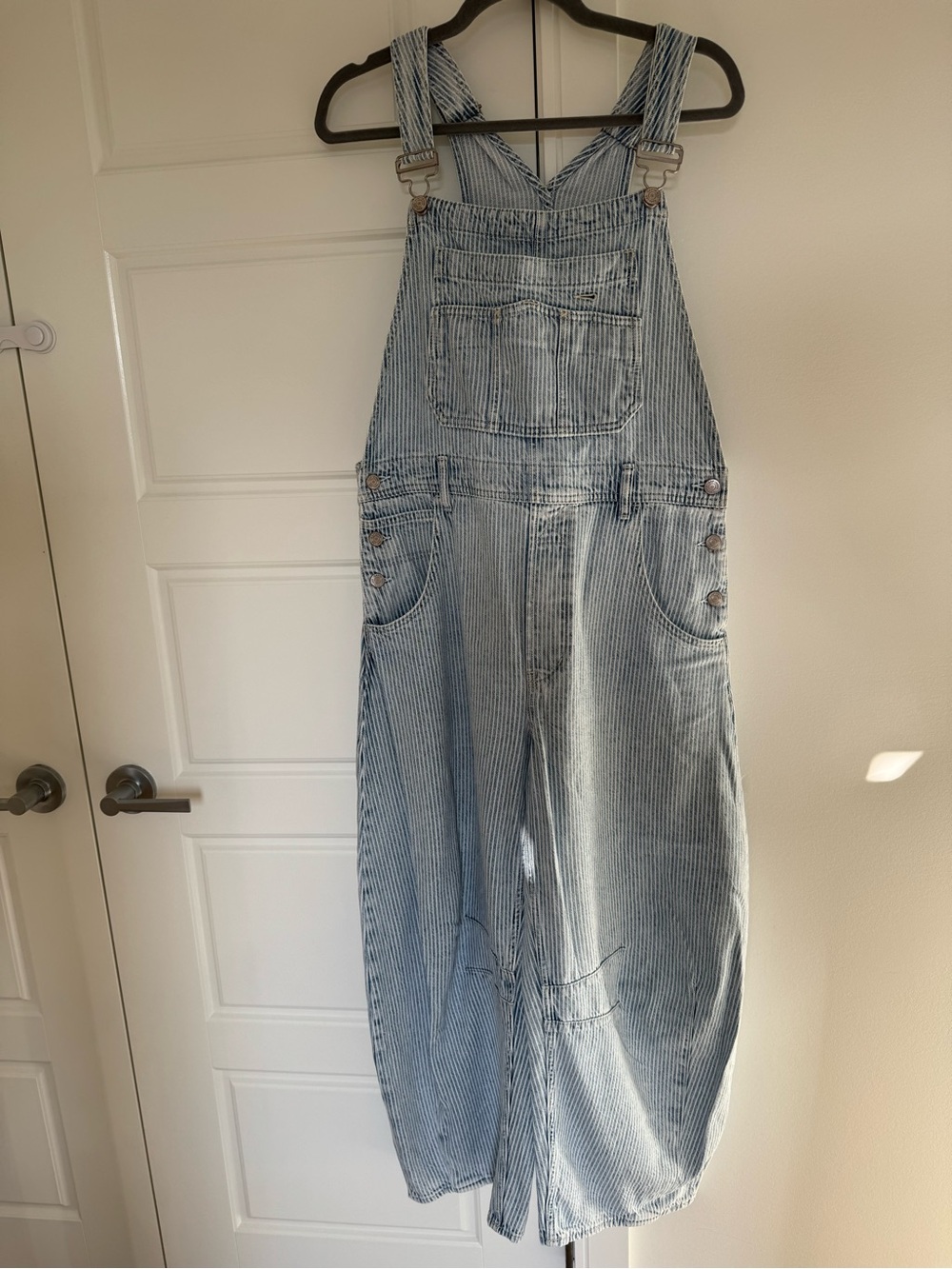 GAP Horseshoe Barrel Overalls